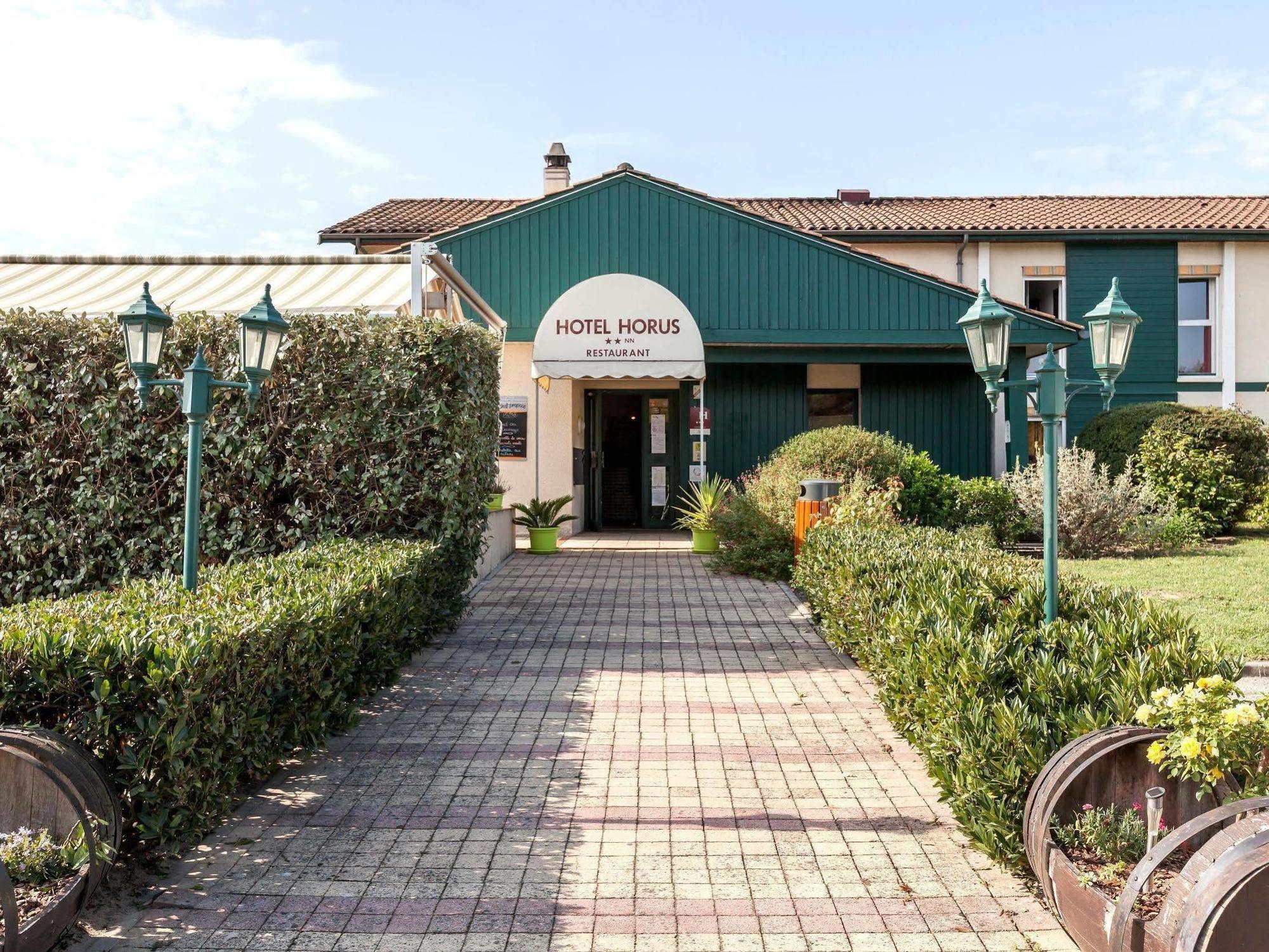 Logis Hotel Horus Restaurant Les Bruyeres Toulenne Экстерьер фото