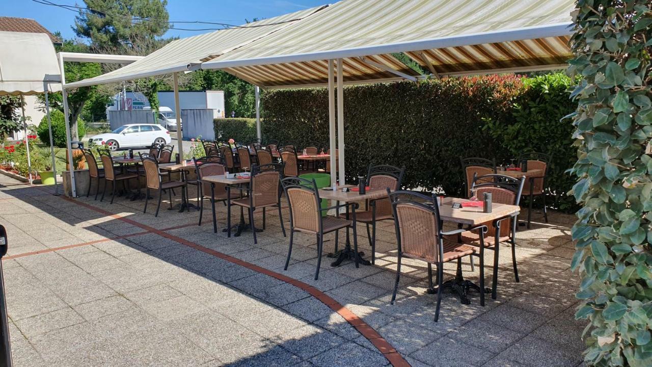 Logis Hotel Horus Restaurant Les Bruyeres Toulenne Экстерьер фото